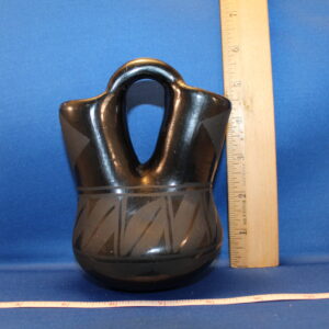 Wedding Black Vase with Matte and Gloss Contrast