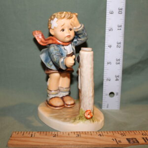 Ein Dringender Fall An Emergency Hummel Figurine