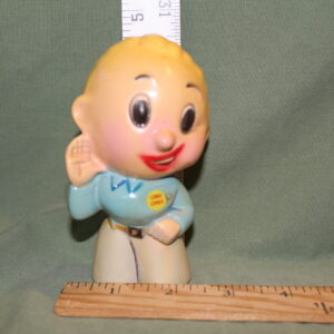 Lennie Lennox Salt Shaker